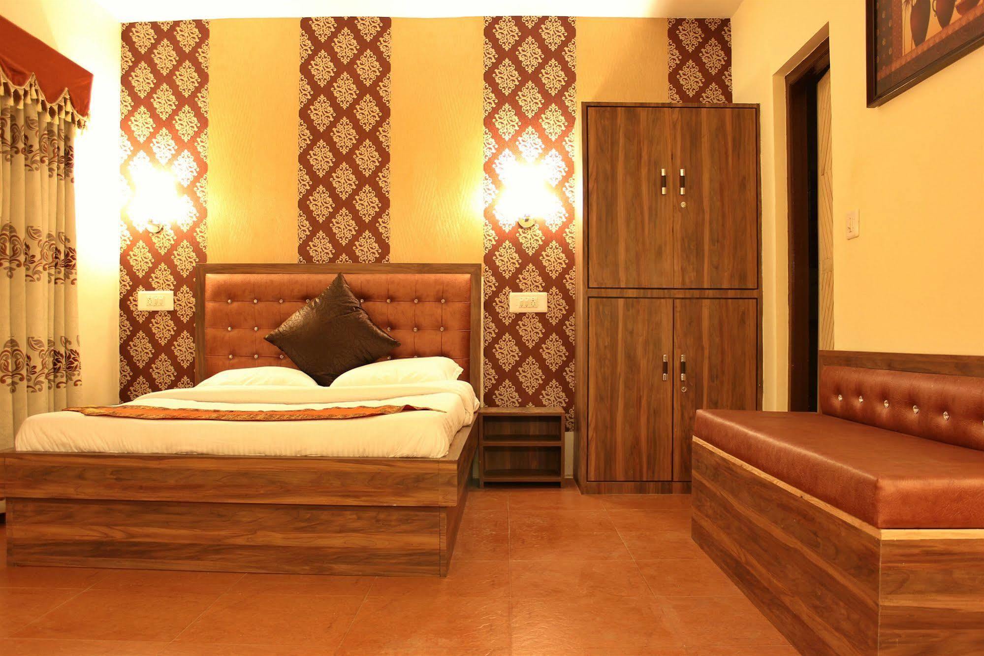 Hotel Walisons Resorts Srīnagar Exterior foto